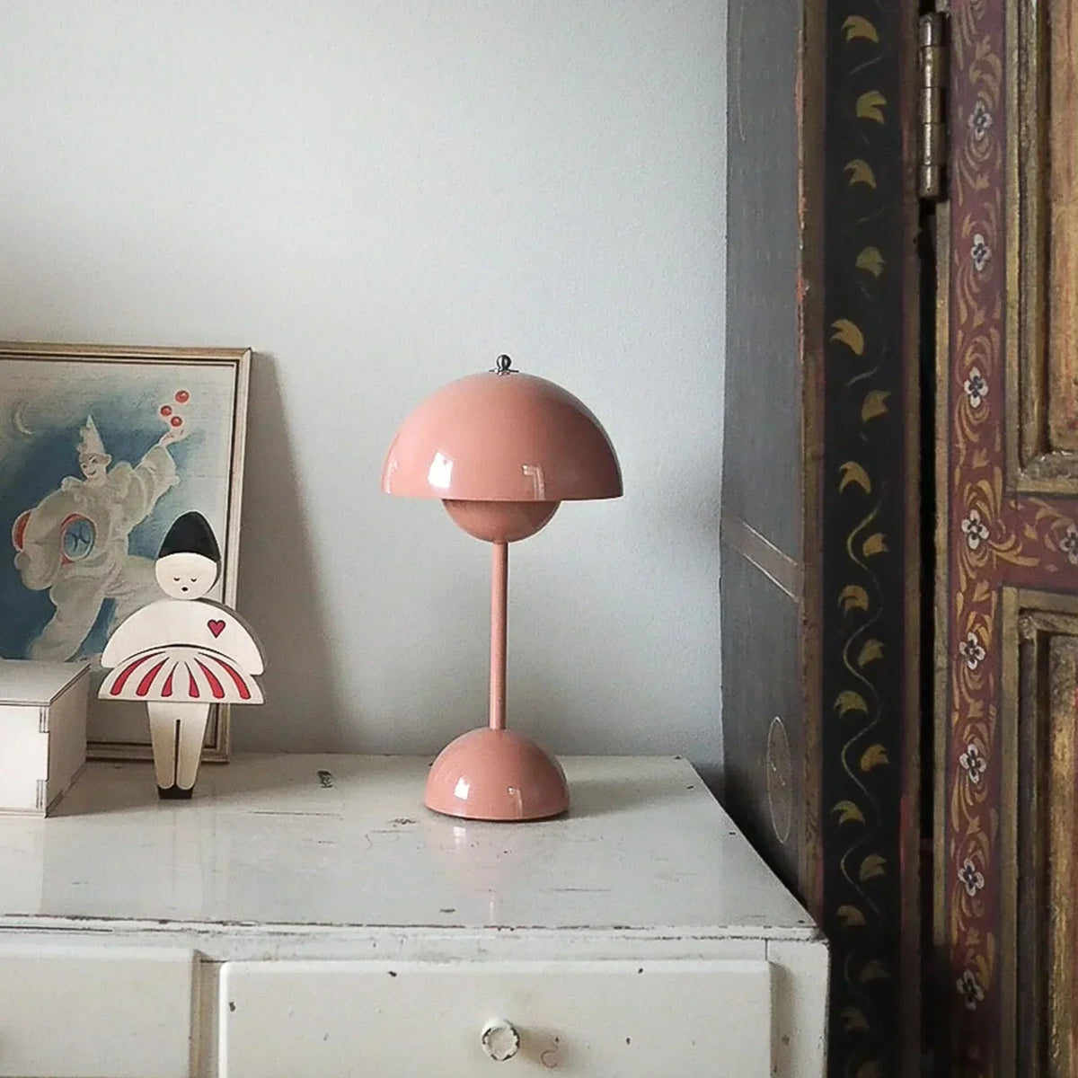 Tamkin - Mushroom LED Lamp for a Soft, Warm Glow