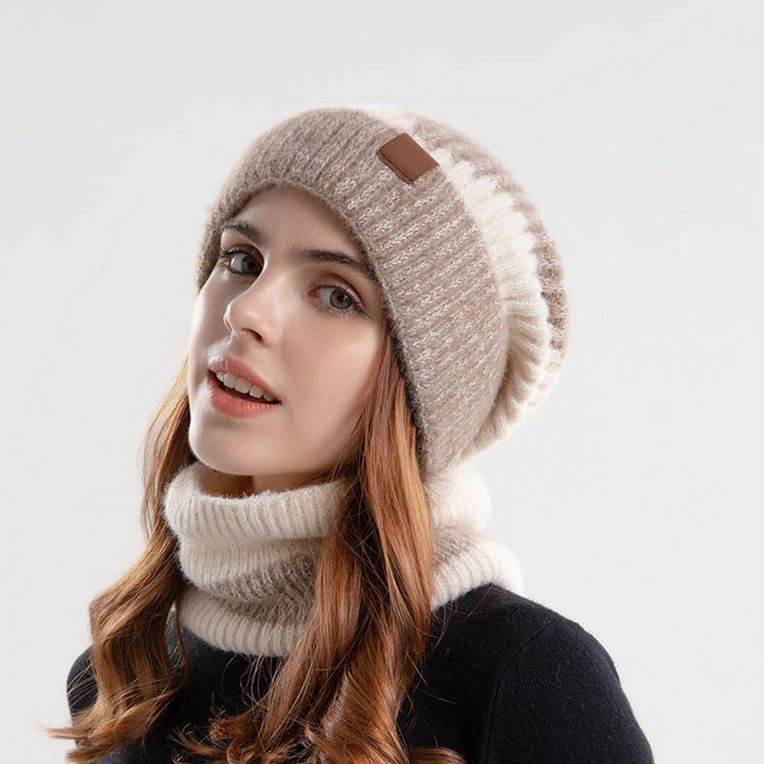 CozyWrap - Trendy Winter Beanie and Scarf Set