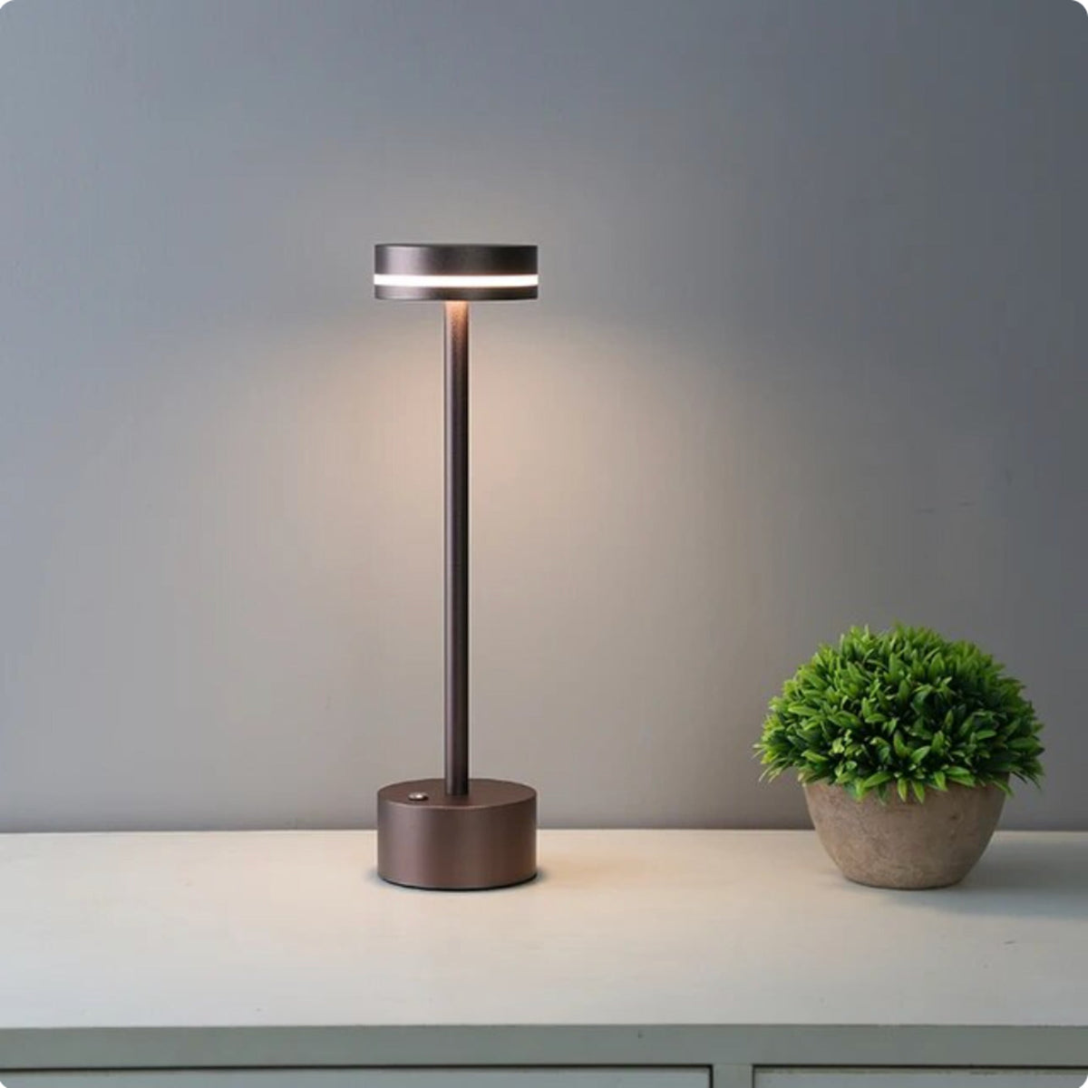 Jontra - Cordless Touch Table Lamp