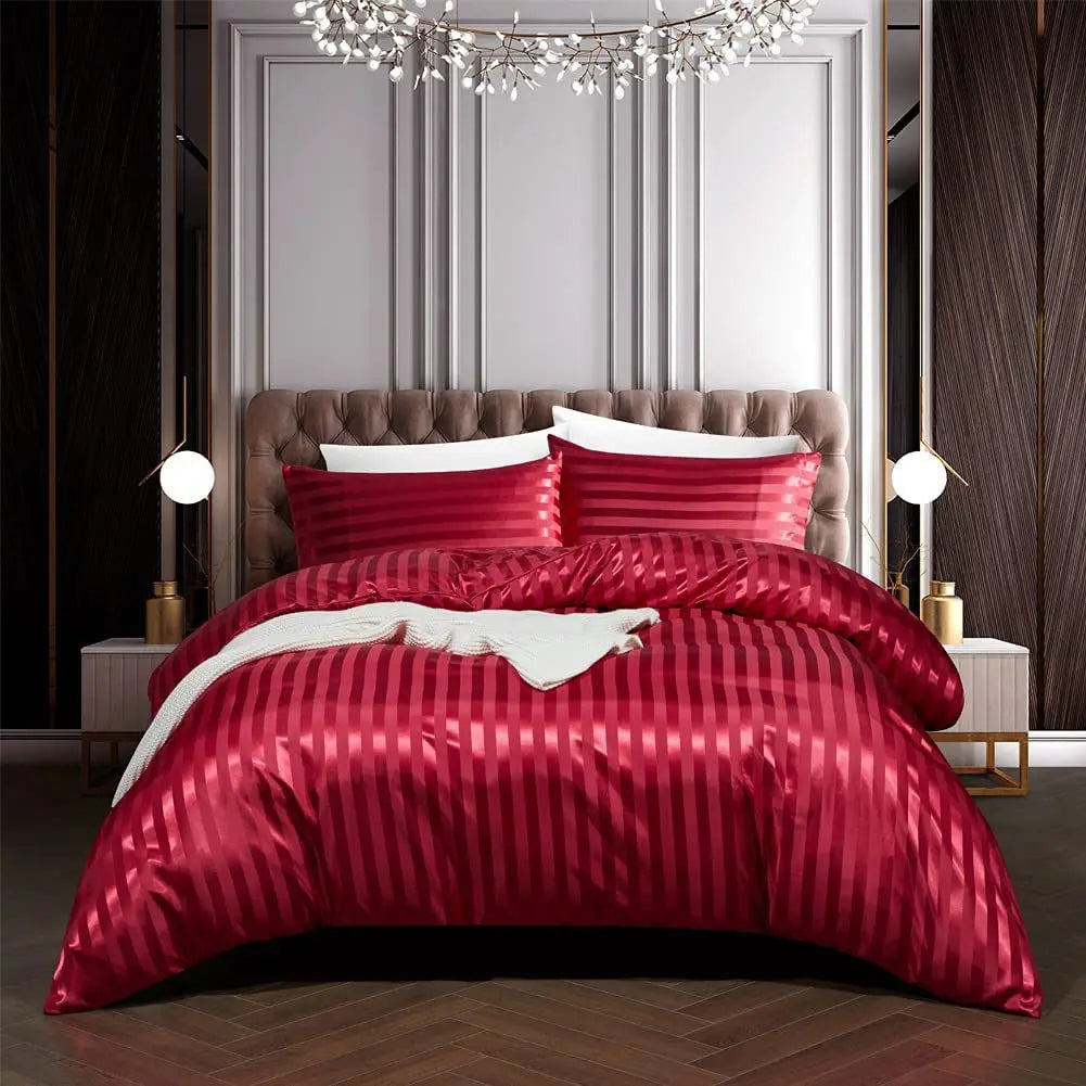 NoirLuxe Set - Luxurious Satin Bedding Set for the Bedroom