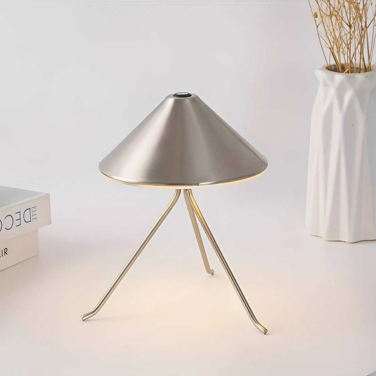 Artisyn - Rechargeable USB LED Table Lamp with Chic Design