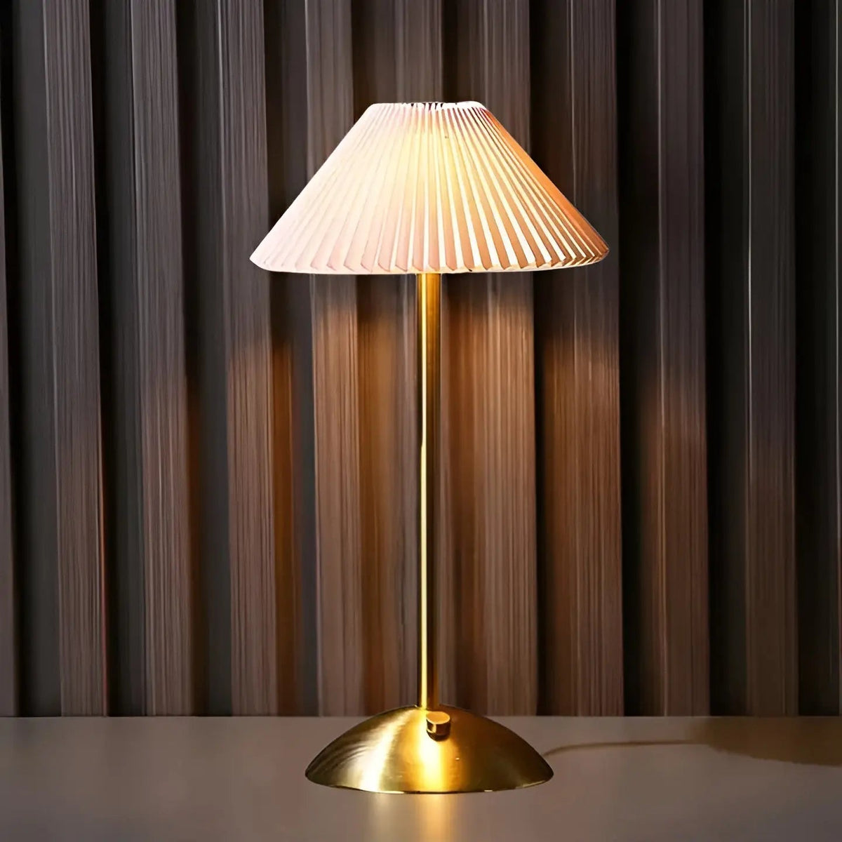 VersaLight - Cordless Design Lamp for Elegant Lighting