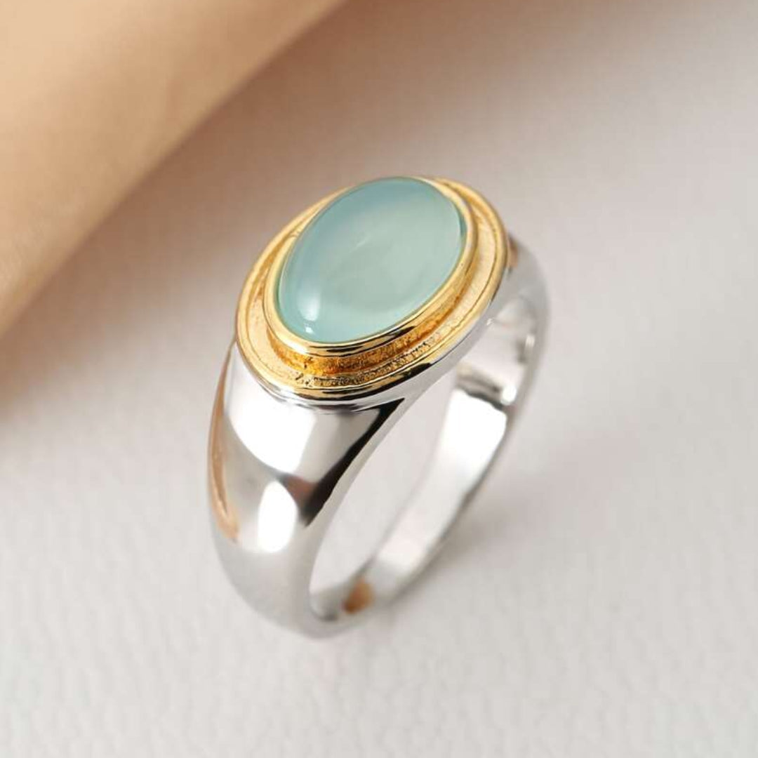 Lyanna - Vintage Gold and Silver Ring with Green Stone