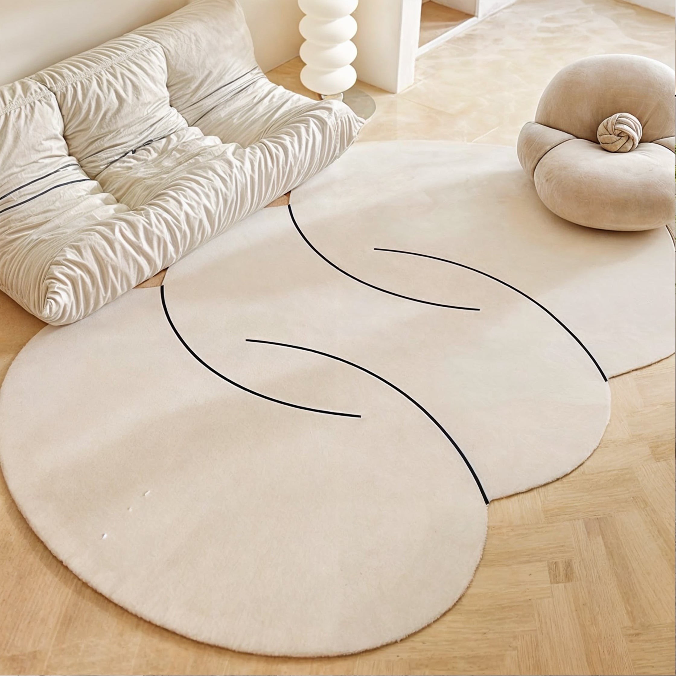 Woolly Waves - Round Minimalist Wool Rug with a Unique Shape