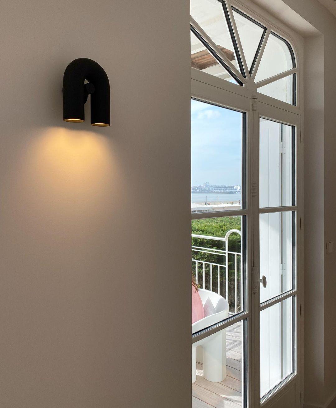 Circus Magic - Adjustable U-Module Wall Light