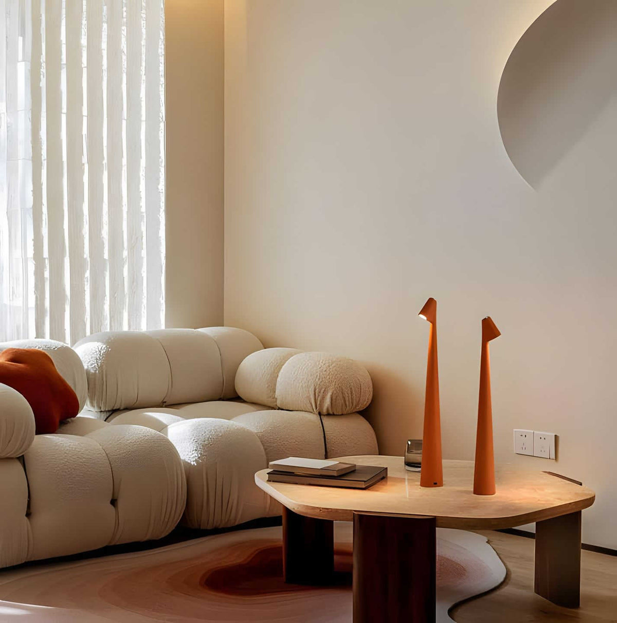 LunaSlim - Elegant Cordless Table Lamp with Adjustable Brightness