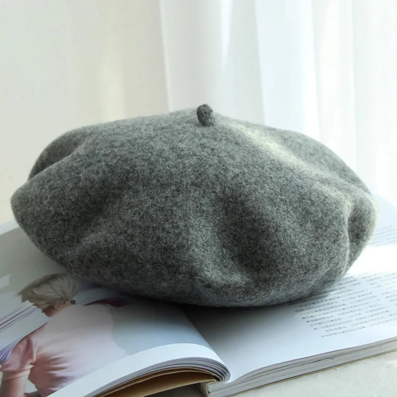 WoolCharm - Luxury Wool Beret for Winter Comfort