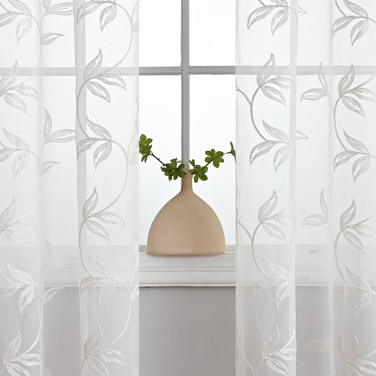 Hulvana - Luxury Blackout Curtains with Floral Print