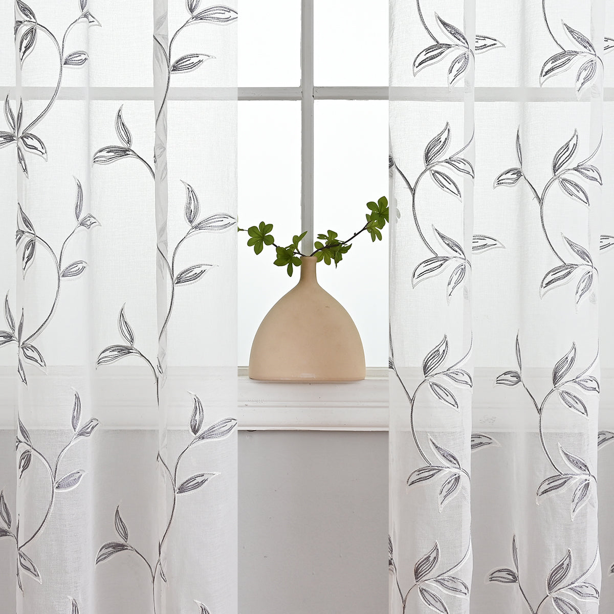 Hulvana - Luxury Blackout Curtains with Floral Print