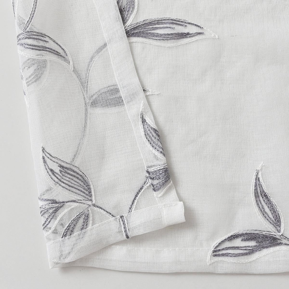 Hulvana - Luxury Blackout Curtains with Floral Print