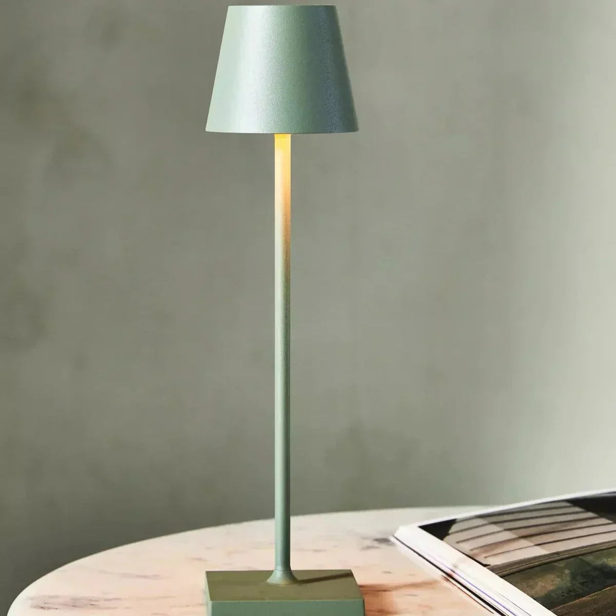 Zambrio - Elegant Rechargeable Wireless Table Lamp