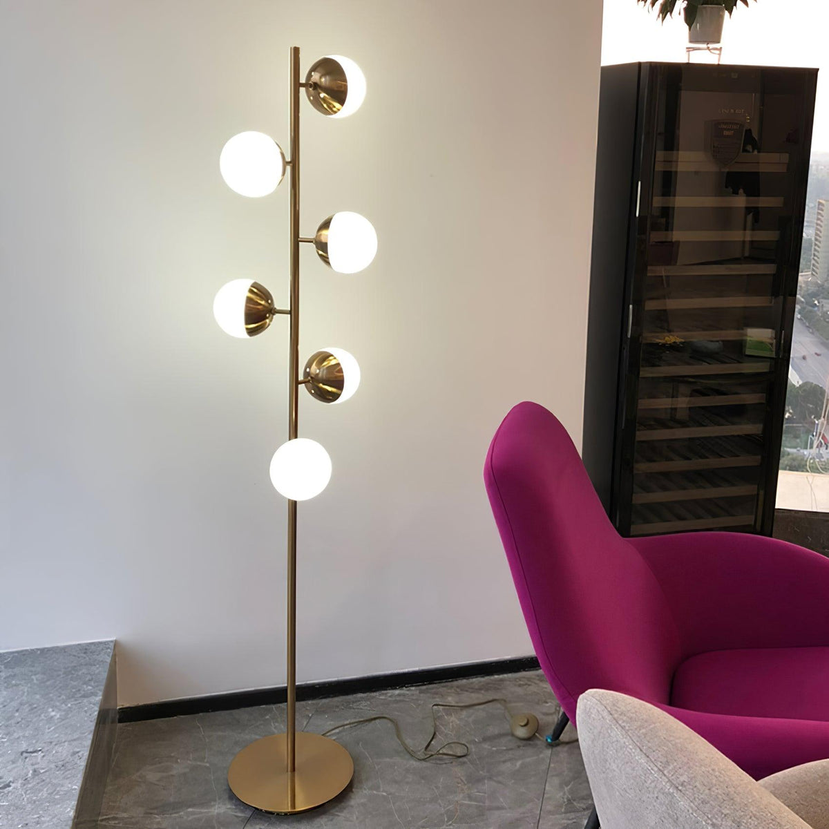 Doppler - Elegant Retro LED Floor Lamp