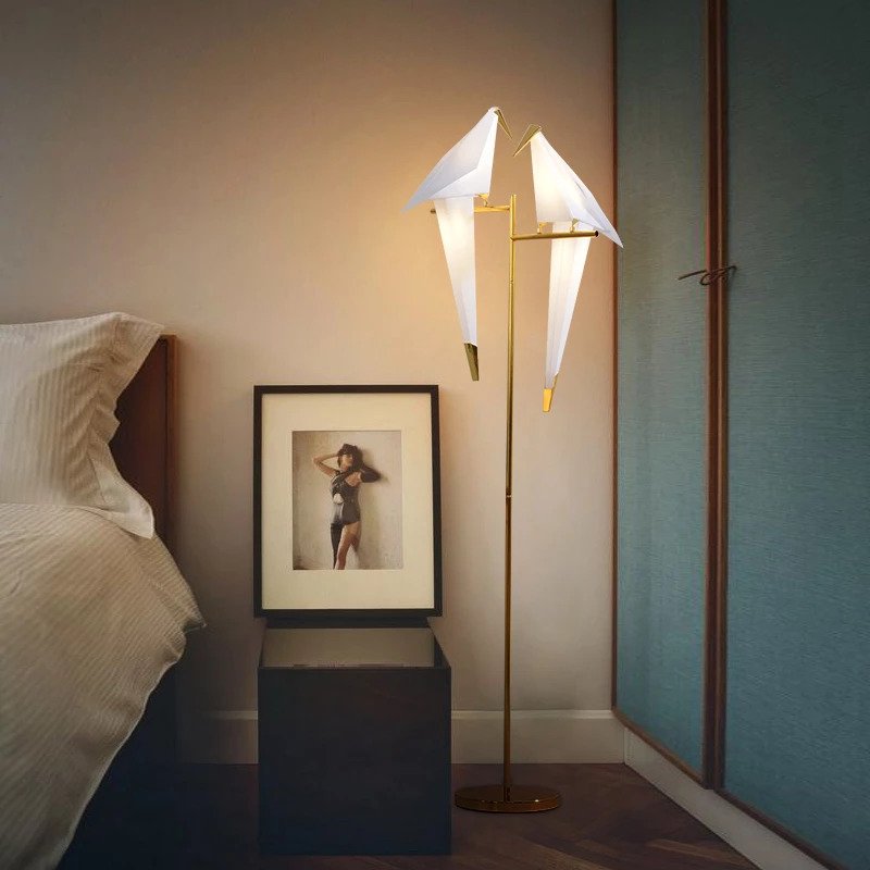 Origami - Magnetic LED Design Lamp for a Magical Atmosphere