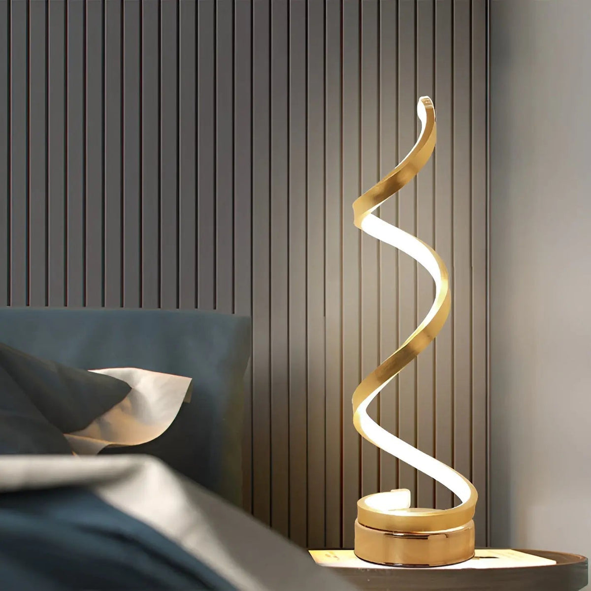Spiral Glow - Curved LED Desk Lamp for Low-Energy Eye Comfort