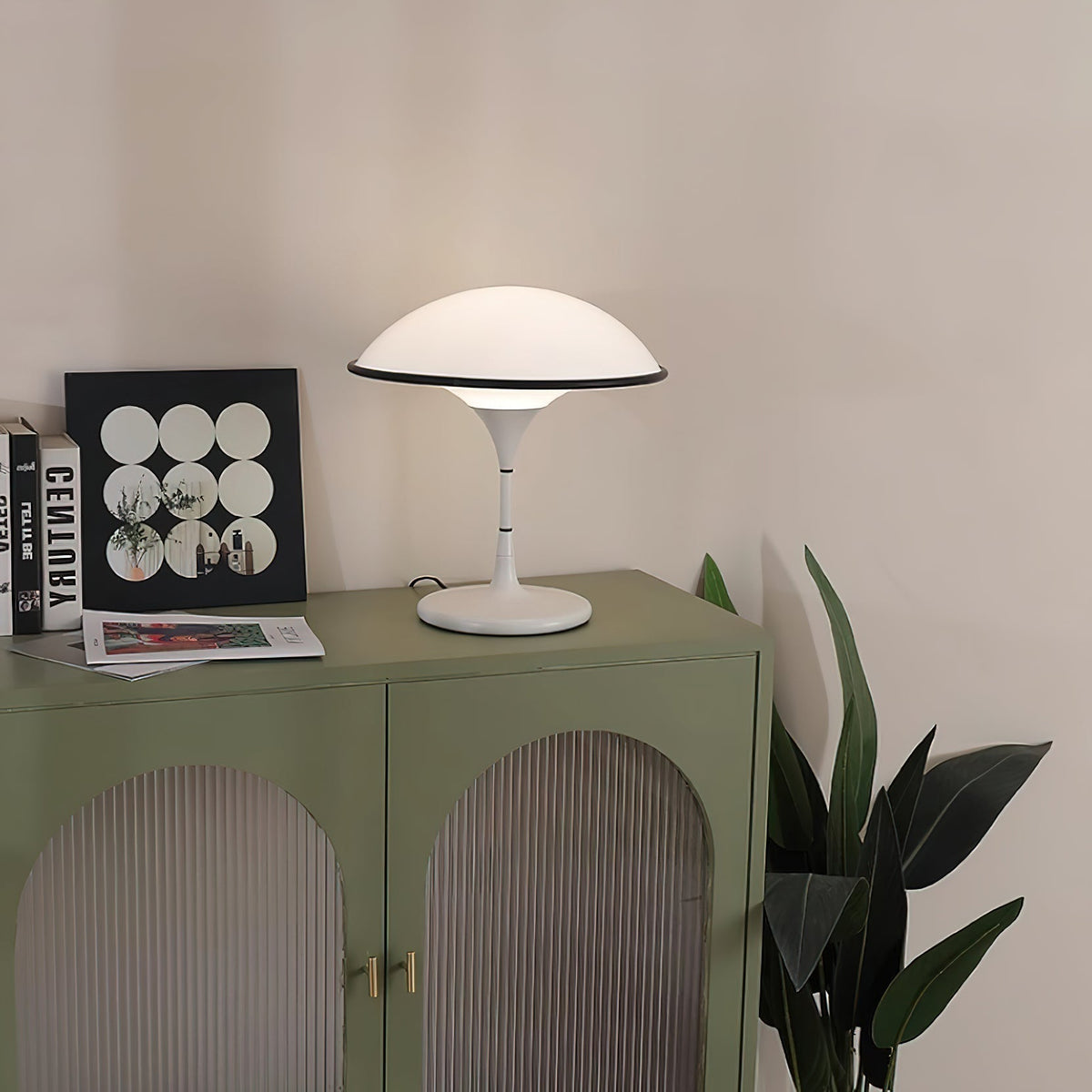 ArtistryGlow Table Lamp - Elegant Warm Ambient Lighting