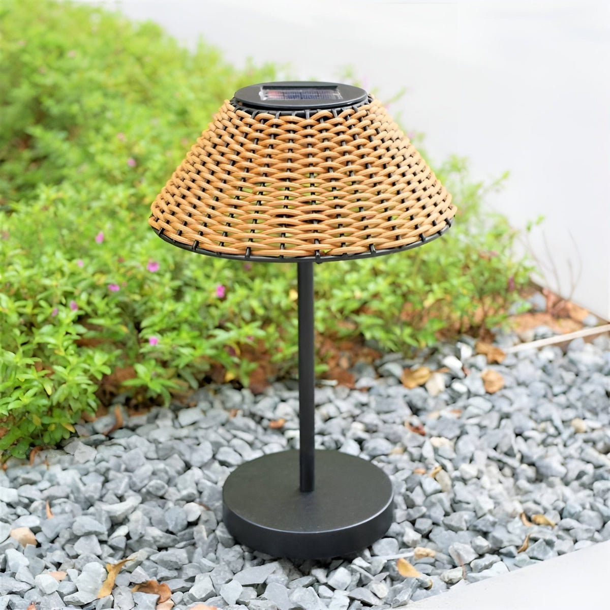 GardenWoven - Woven Solar Table Lamp for Garden and Balcony
