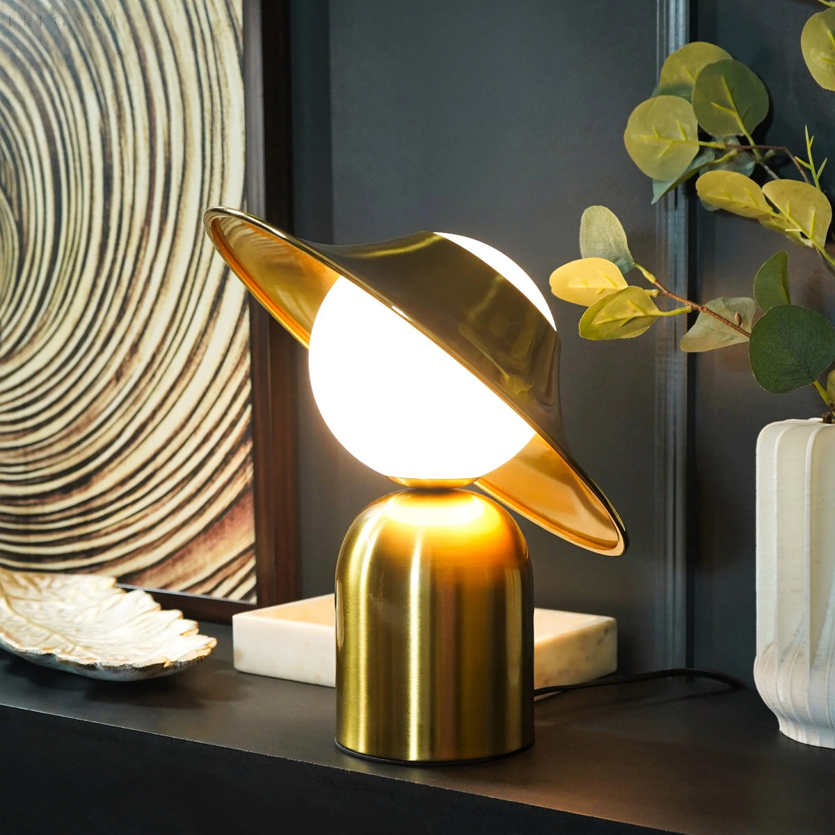 GoldSphere - Golden LED Table Lamp with Scandinavian Design