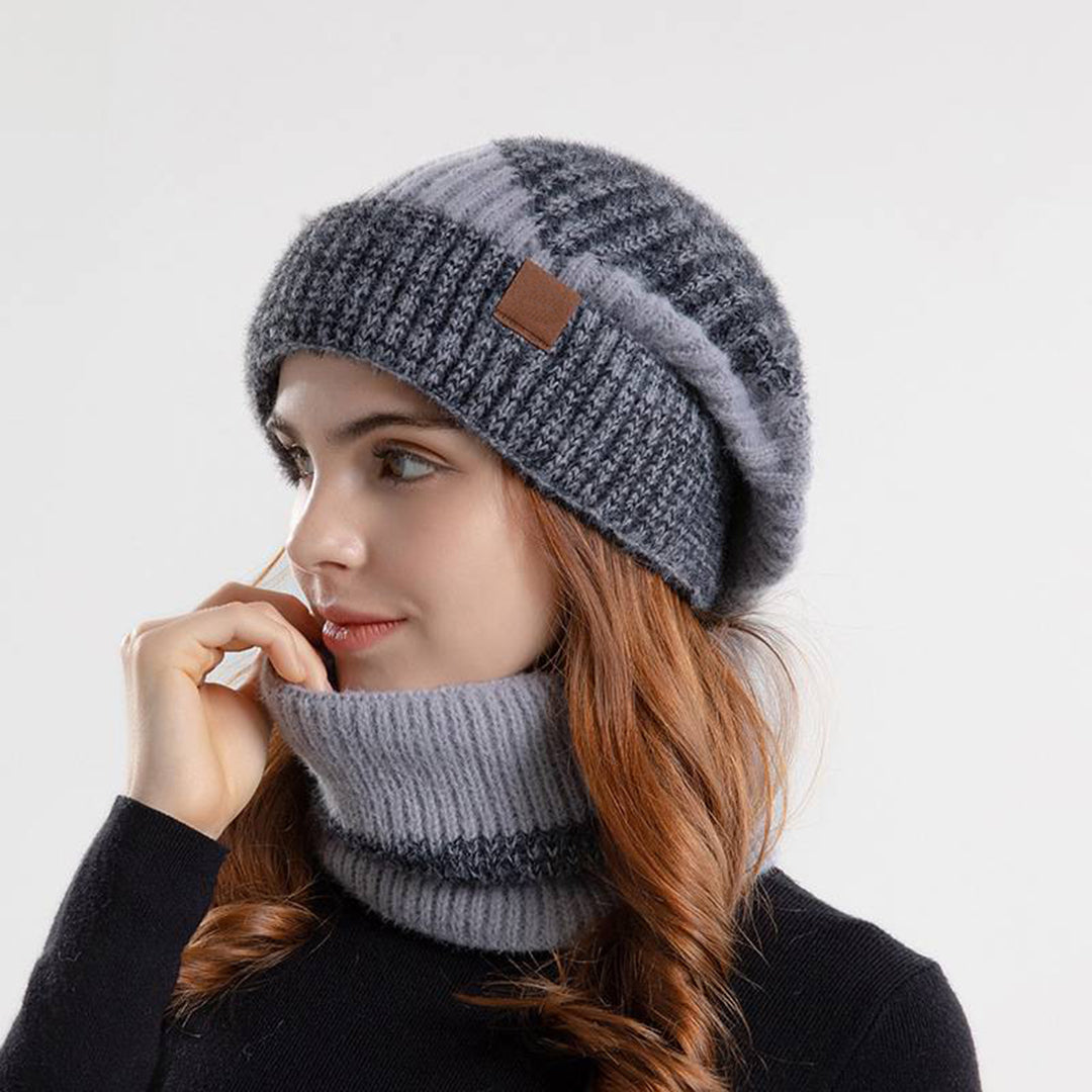 CozyWrap - Trendy Winter Beanie and Scarf Set