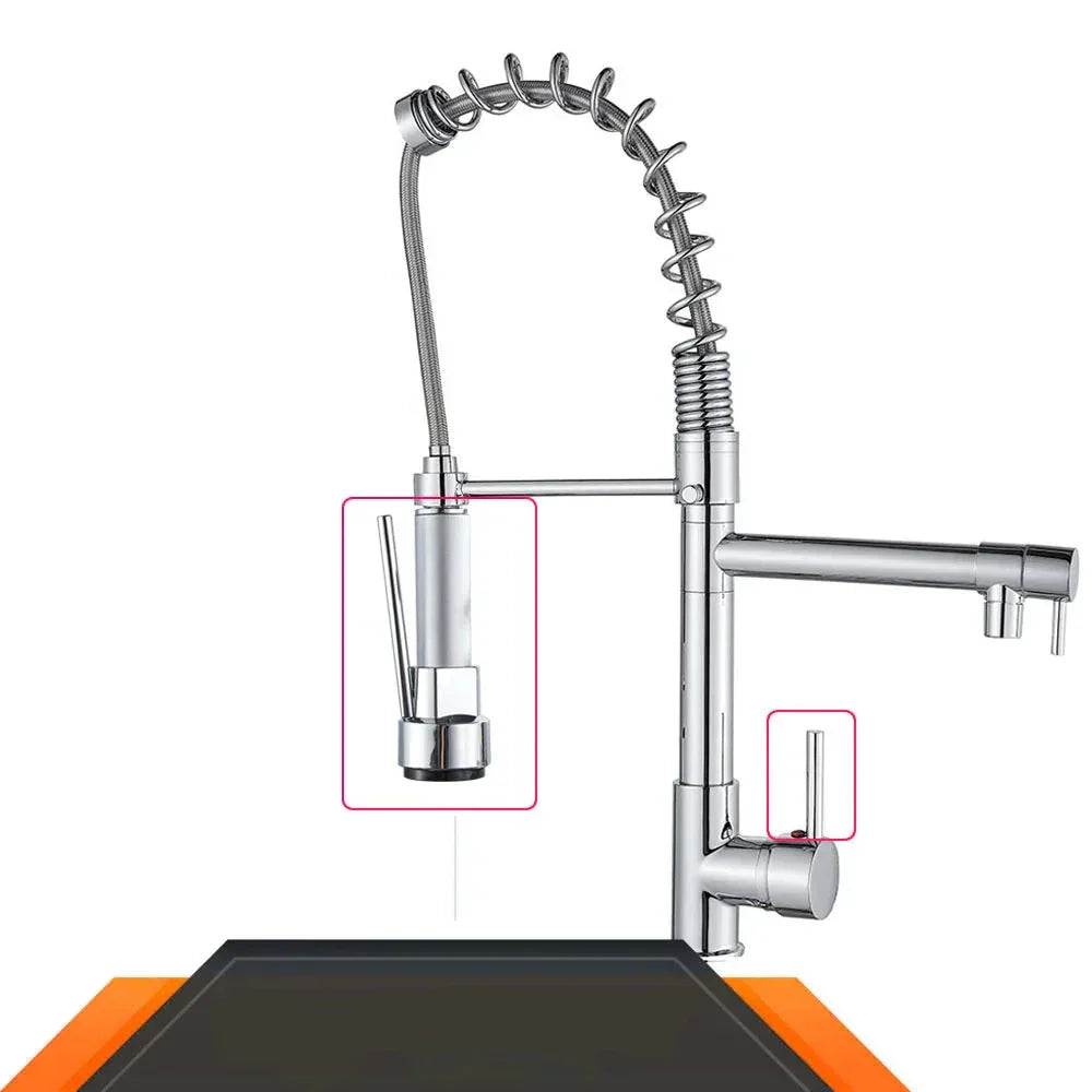 StreamFlex - Pull-Out Kitchen Faucet in Brass