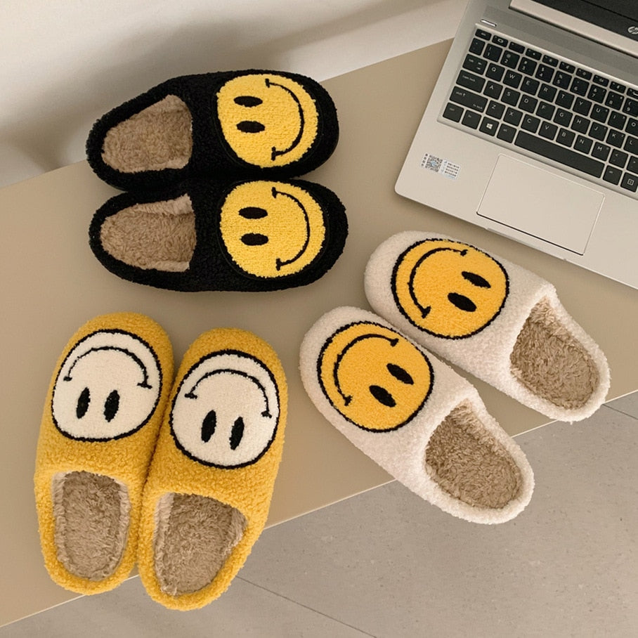 FluffySmile - Cozy Slippers to Keep Your Feet Warm