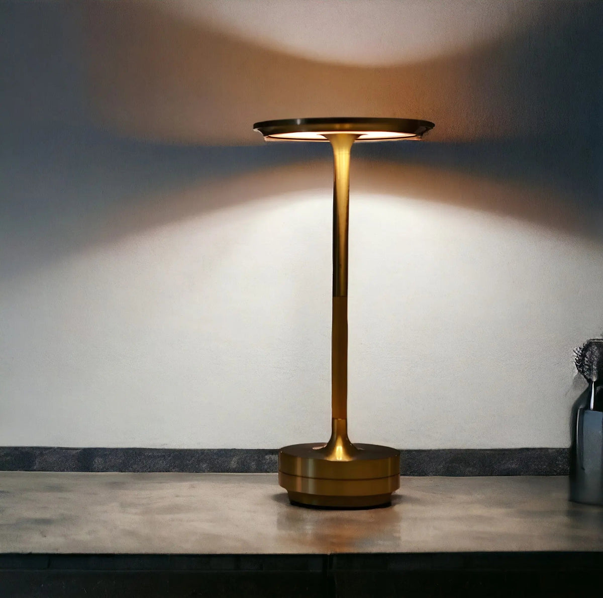 Ambian - Wireless Touch Table Lamp with 3 Light Colors
