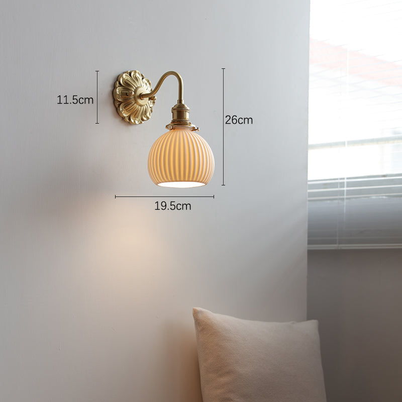 Zeldwyn - Luxury Brass Wall Sconce for Elegant Interiors