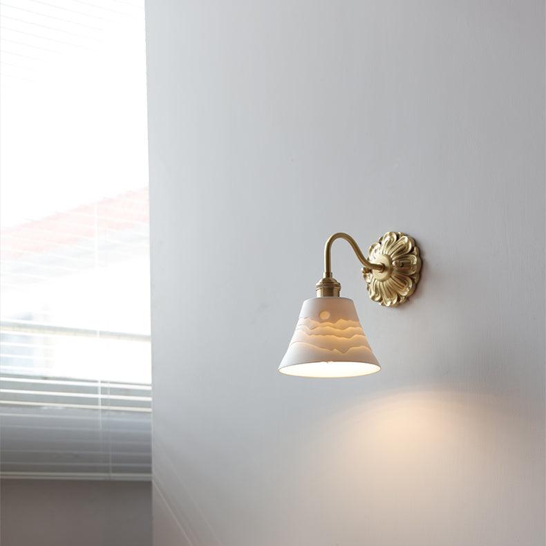 Zeldwyn - Luxury Brass Wall Sconce for Elegant Interiors