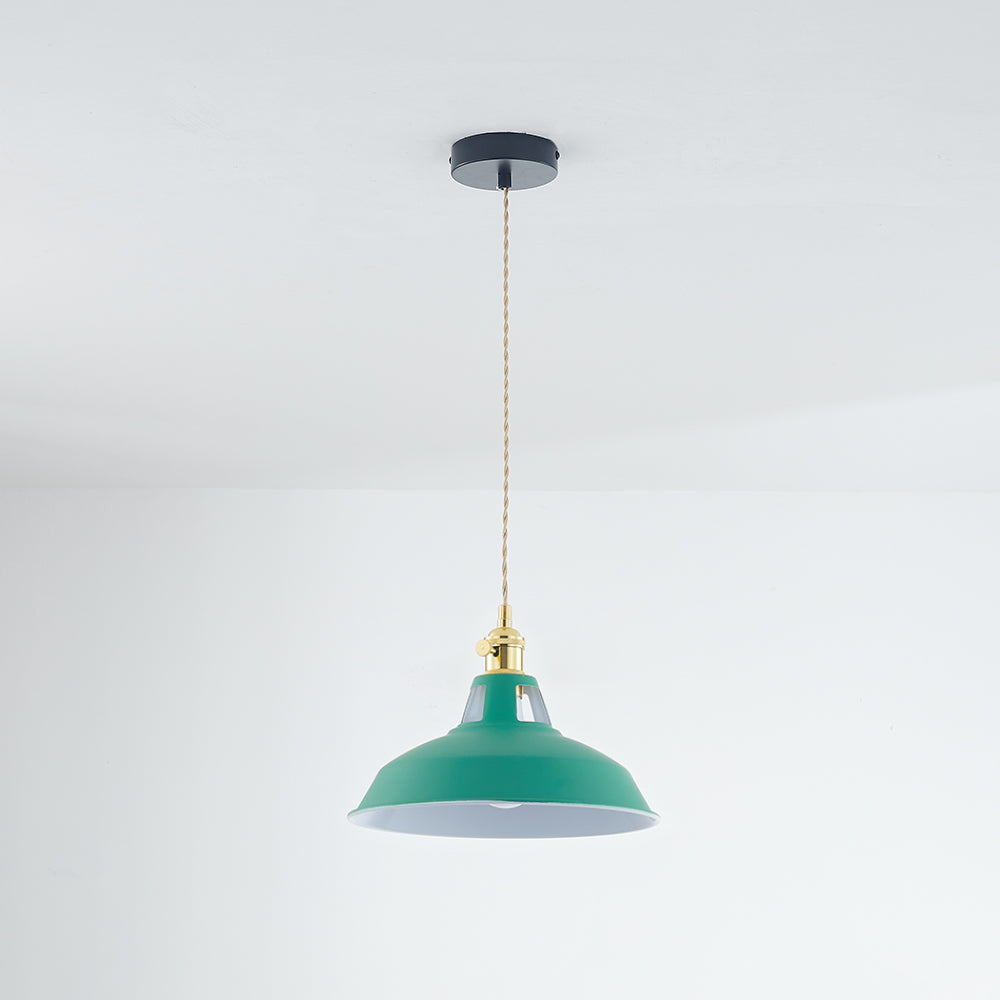 RadiantGlow Chandelier - Elegant Metal Chandelier for Stylish Interiors