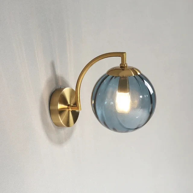 LuminaNordic | Élégante Applique Murale Design en Verre LED 2