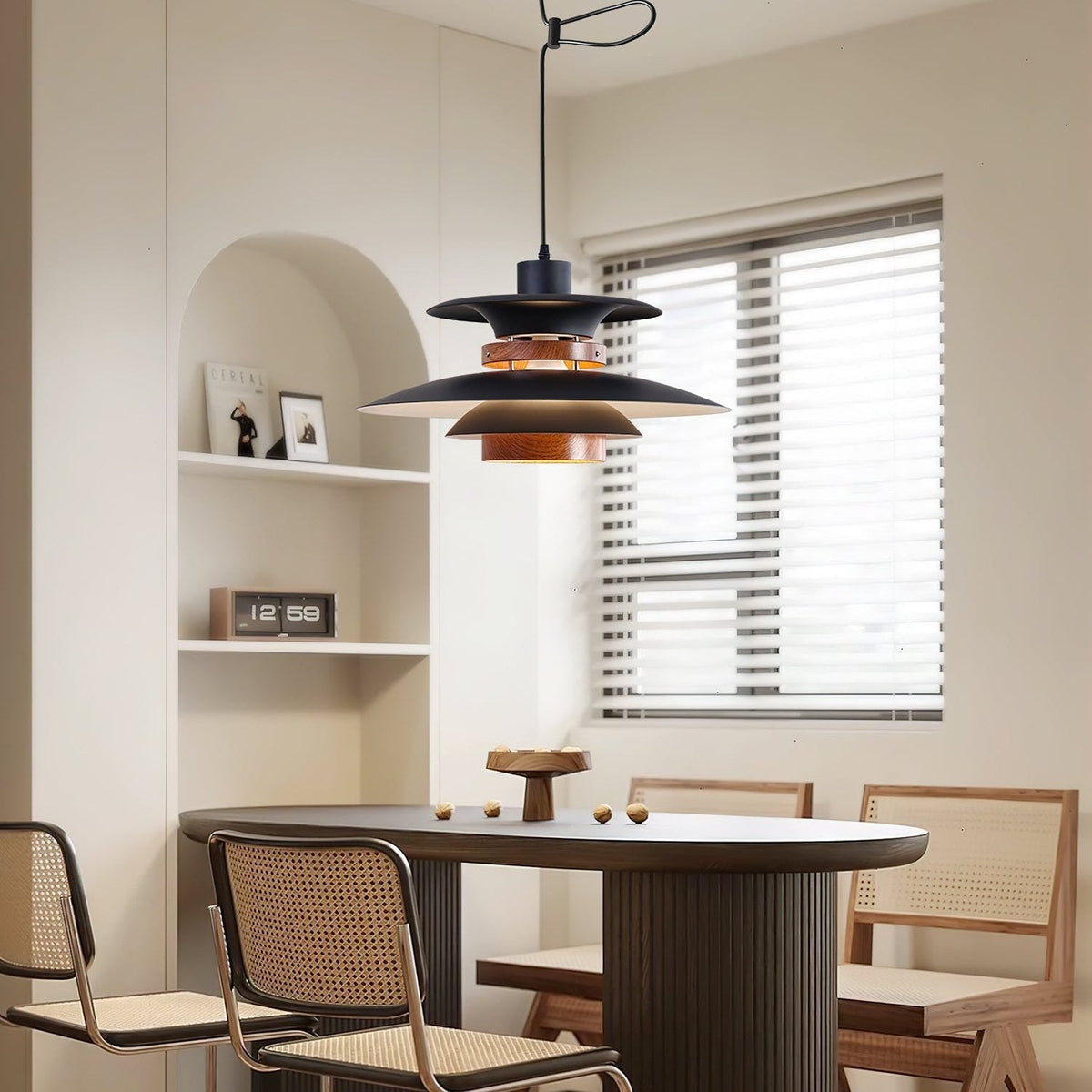Mercero Elegance - Scandinavian LED Pendant with Four Shades