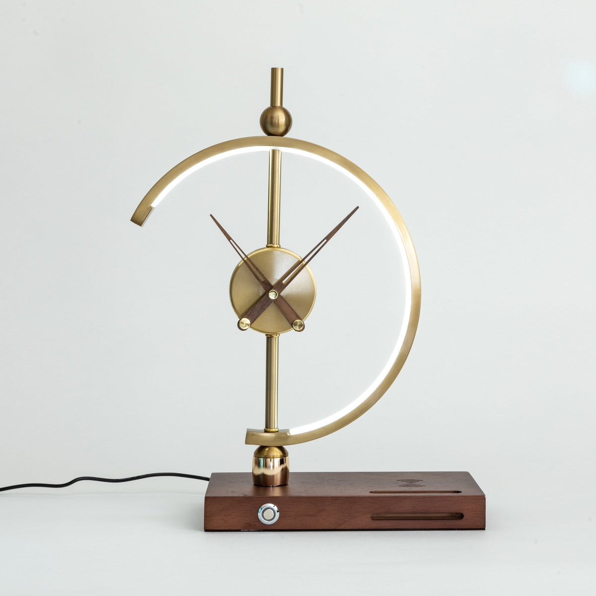 Wyntor - Gold Table Lamp with Wireless Charging and Clock