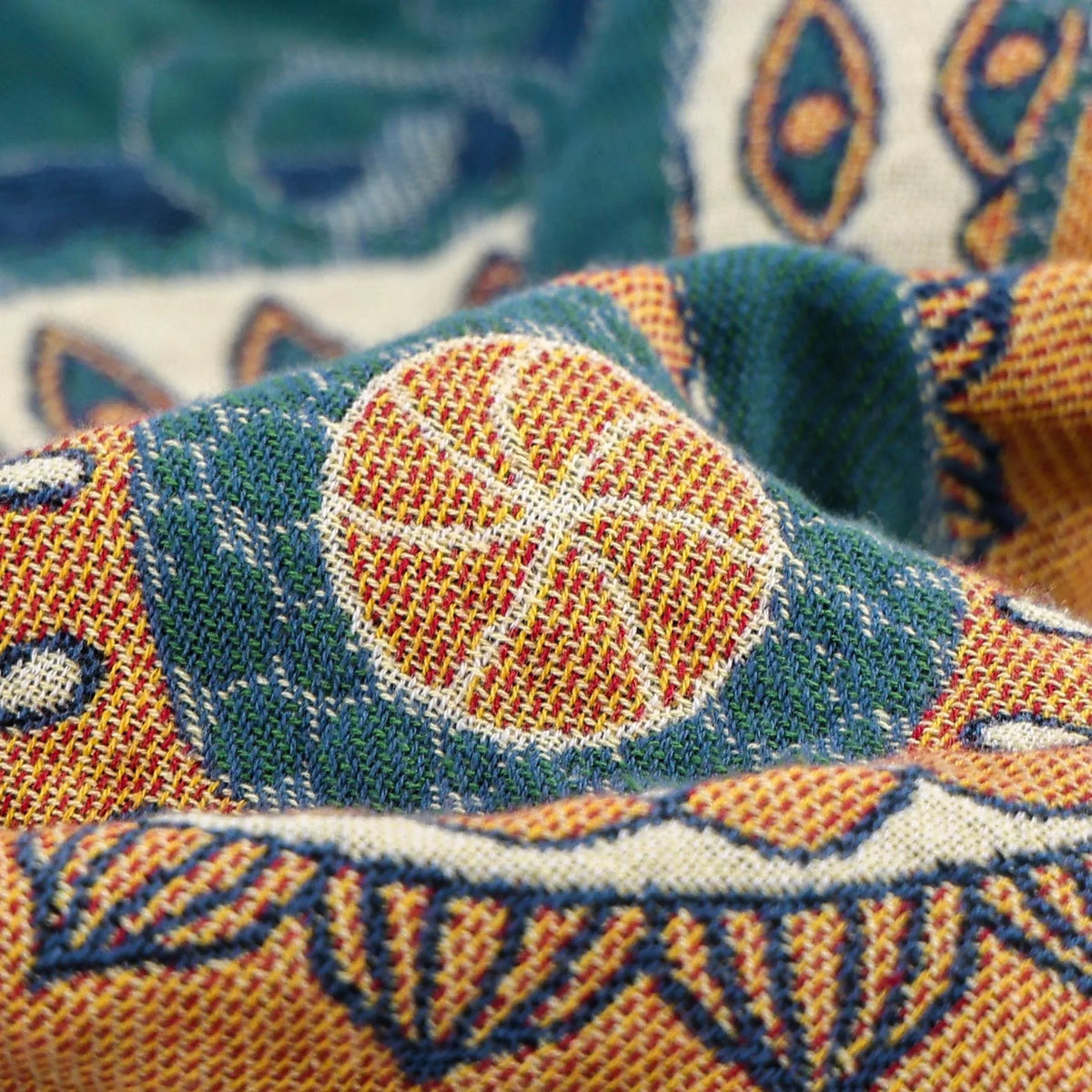 Paloma - Boho Chic Pompom Rug for a Cozy Interior