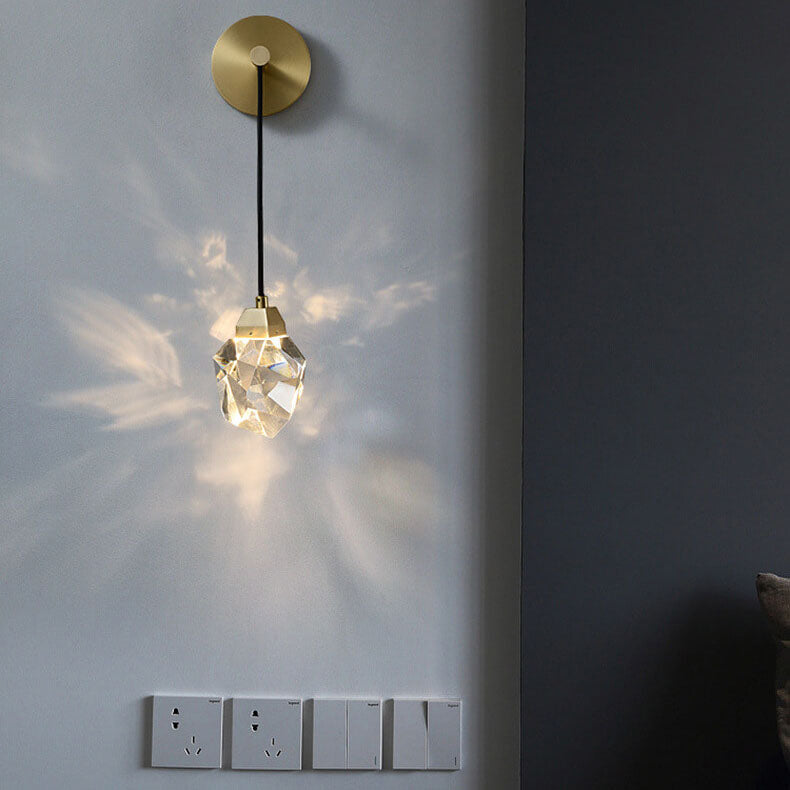 Facetra - Crystal LED Wall Light for a Refined Ambience