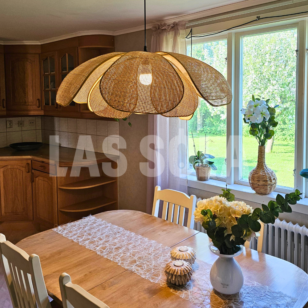 NaturelChic Lamp - Elegant Rattan Pendant Light for the Bedroom
