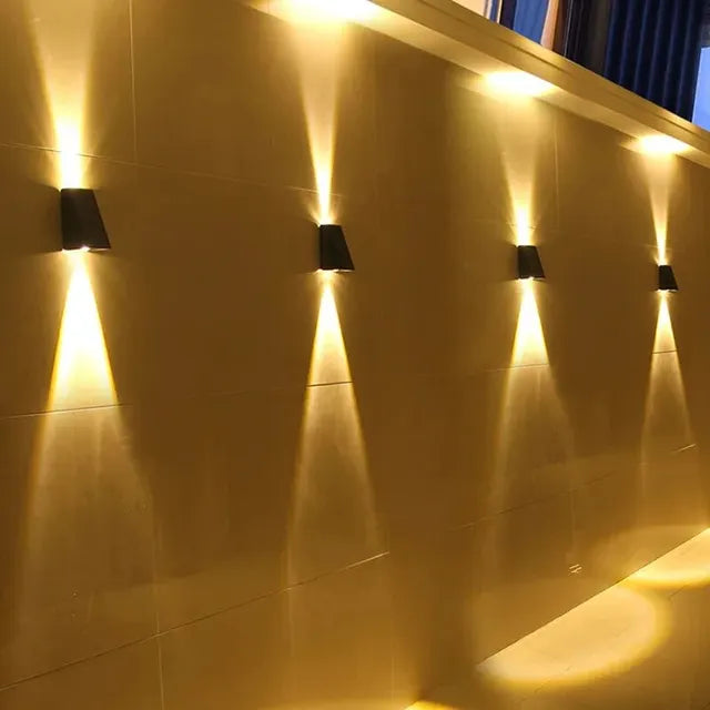 Pemray - Weatherproof Outdoor Solar Wall Light