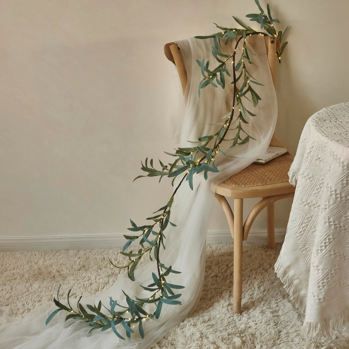 OliveMystique - Olive Branch LED Table Lamp