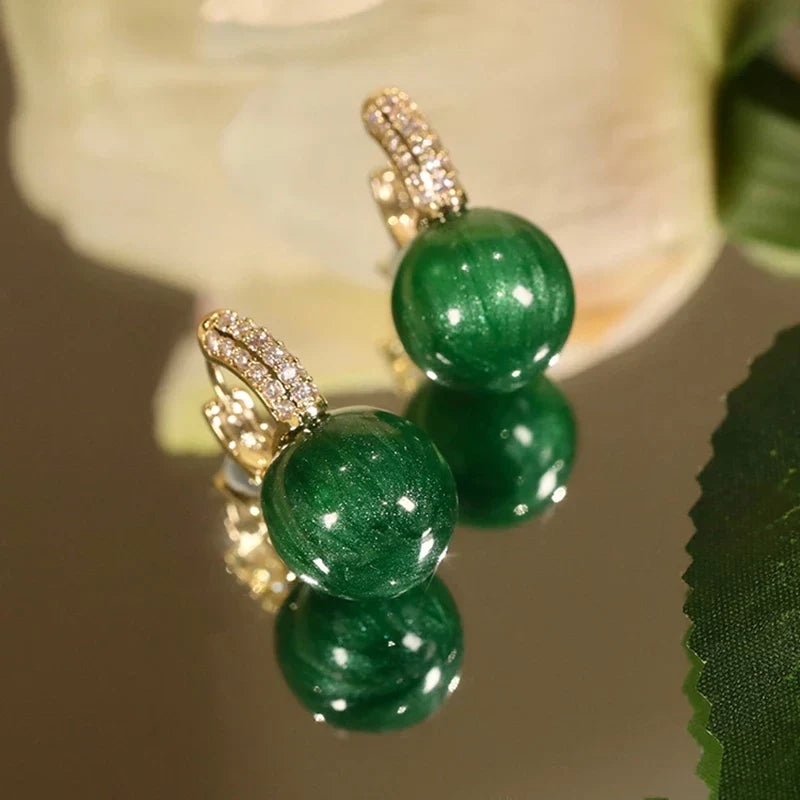 Alina - Boucles d'oreilles perle verte dorée