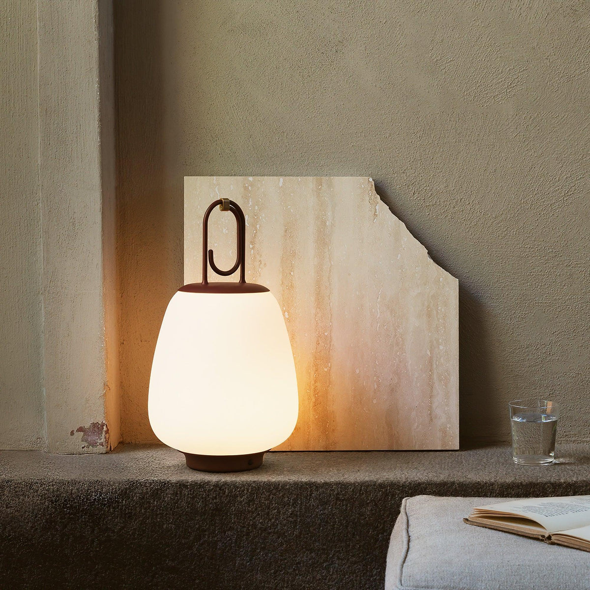 VintageGlow Lantern - Cordless Vintage Table Lamp