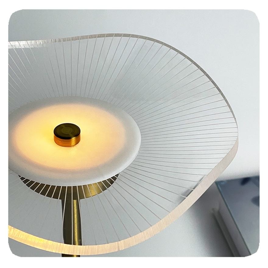 Odenbeam - Adjustable Minimalist LED Desk Lamp