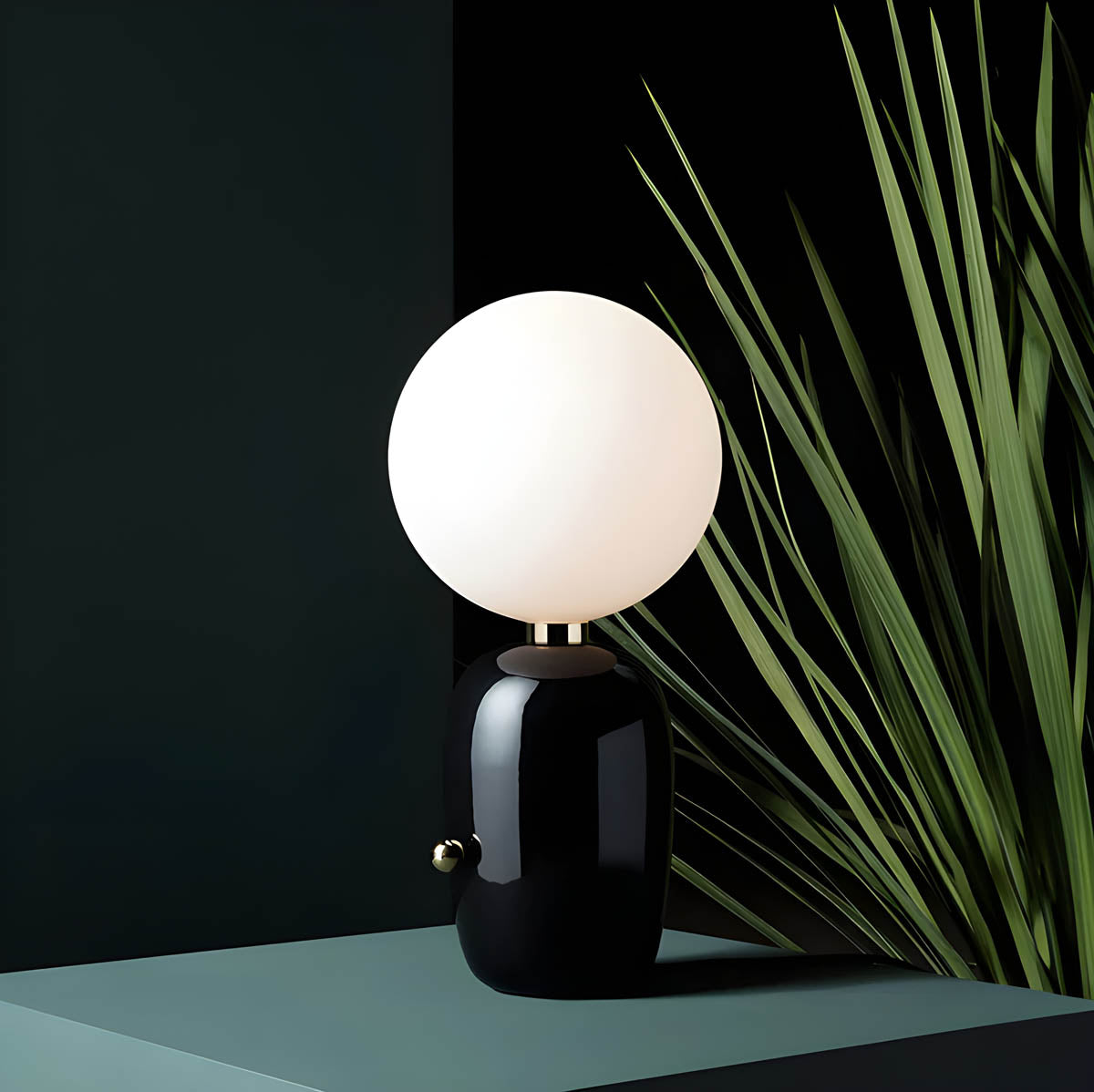 RaisoGlow - Modern Minimalist Table Lamp