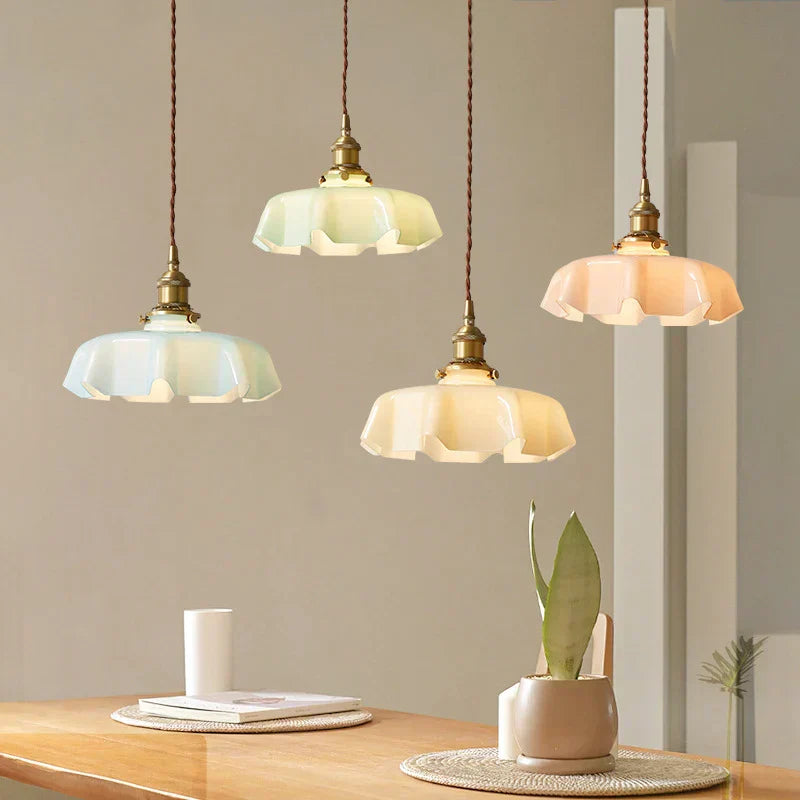 ClassicGleam - Brass Pendant Light for a Timeless Ambiance