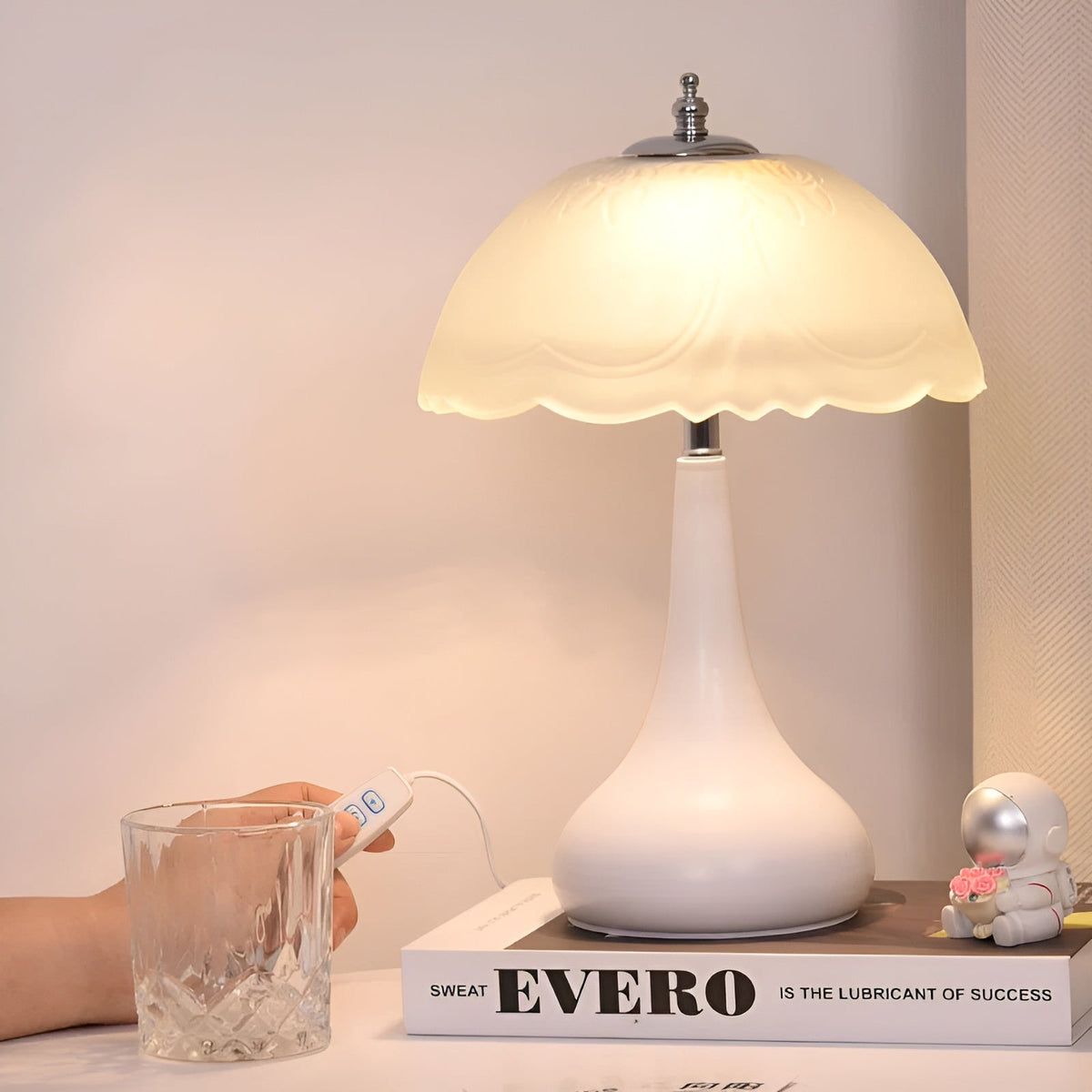 Eleganza - Dimmable LED Mushroom Table Lamp