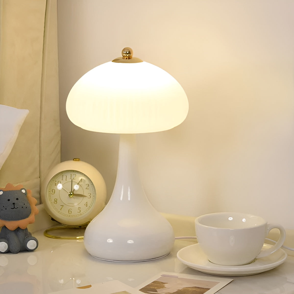 Eleganza - Dimmable LED Mushroom Table Lamp