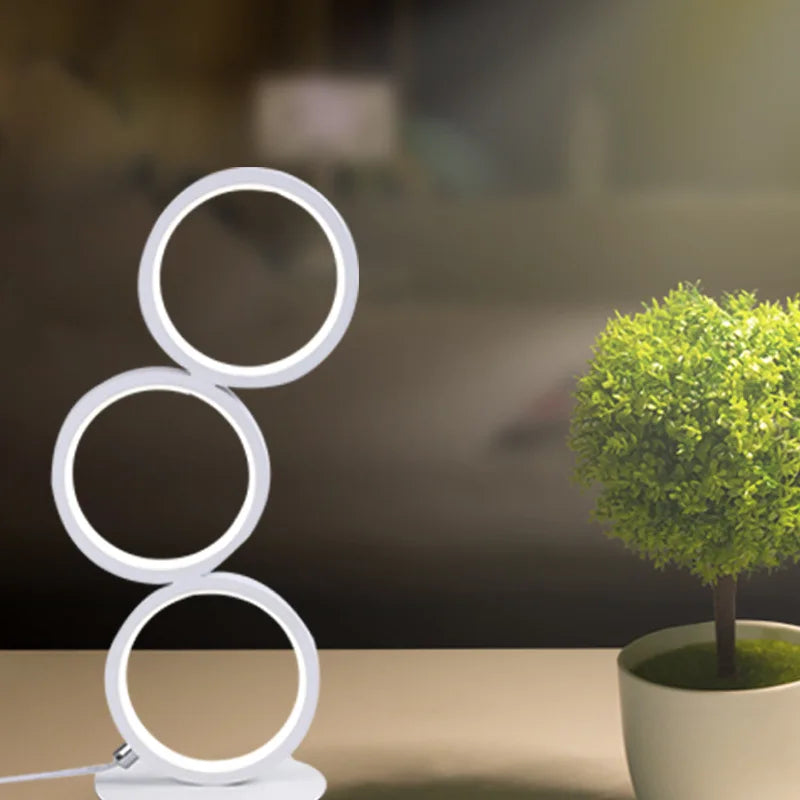 TricolorLuxe - Elegant Adjustable Reading Lamp