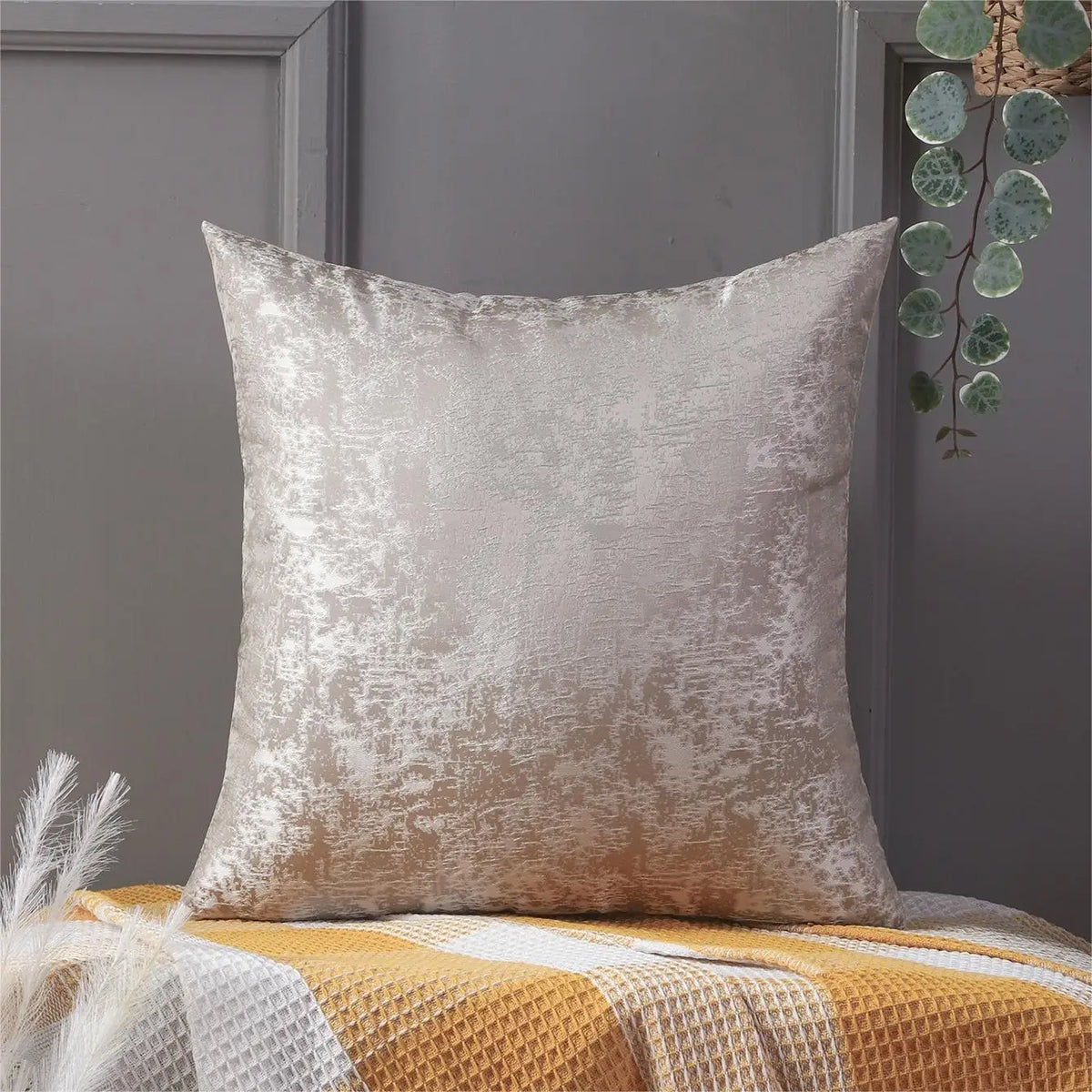 Ufjorda - Scandinavian Minimalist Cushion Cover