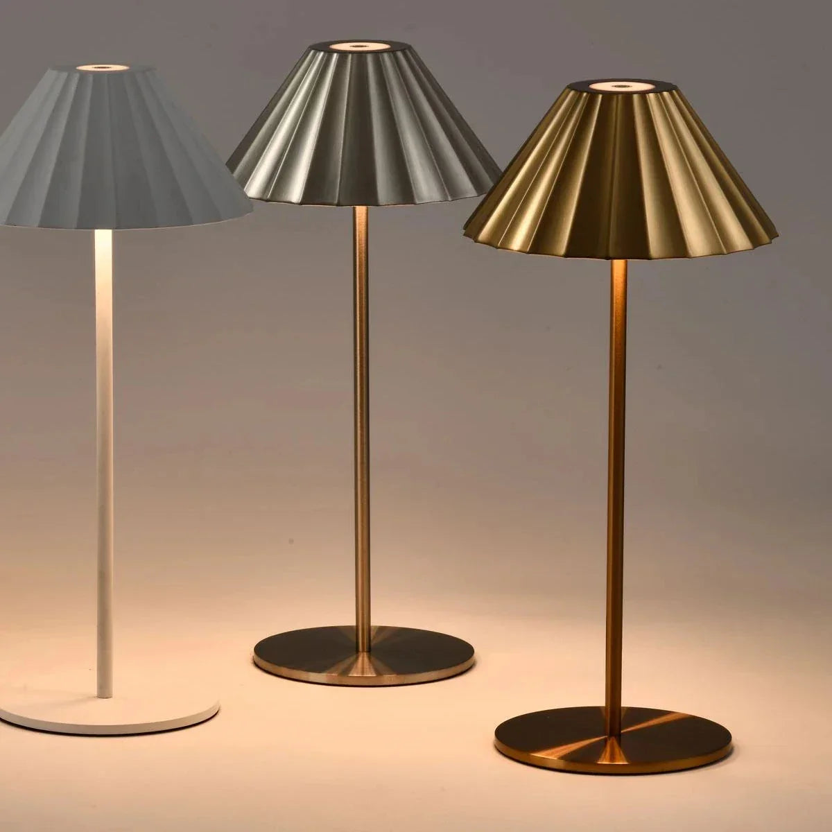ChicLight - Elegant Dimmable LED Table Lamp