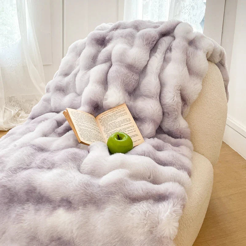 PlushGlow - Cozy Faux Fur Throw Blanket for Luxurious Comfort