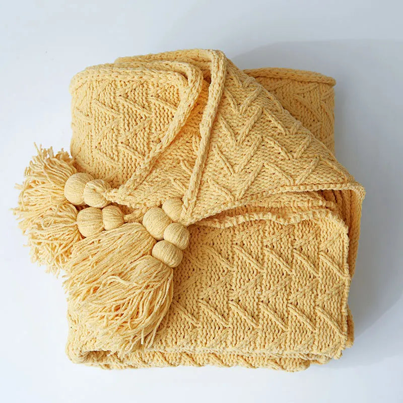 HeartCozy - Heart-Fringe Knitted Chenille Throw