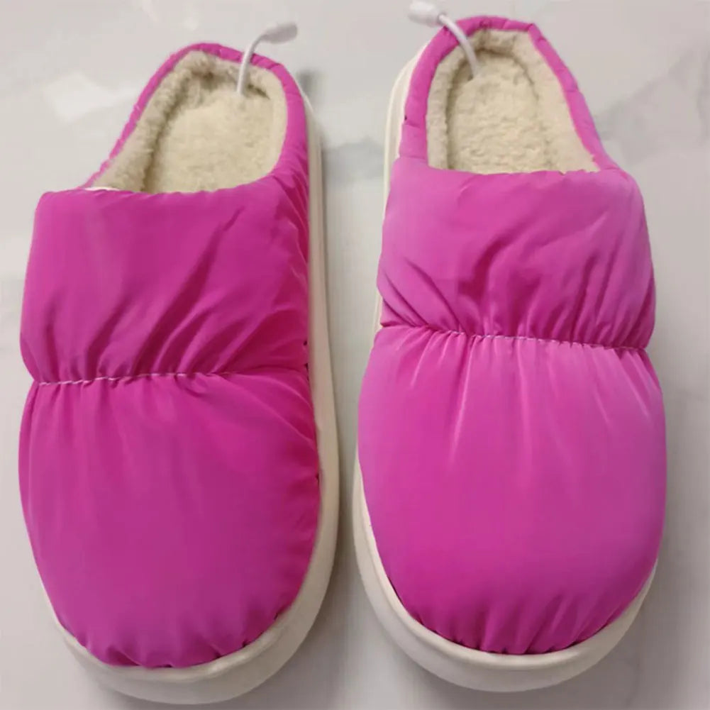 CloudCuddle Comfort Slippers - Plush Heated Slippers for a Cozy Winter