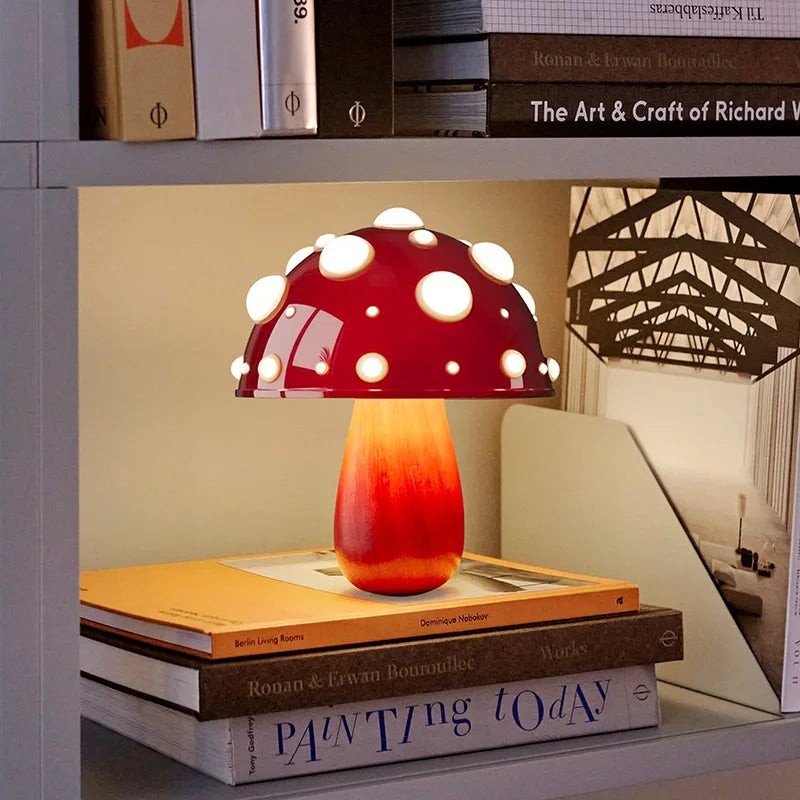 FungiLuxe - Mushroom-Shaped LED Table Lamp